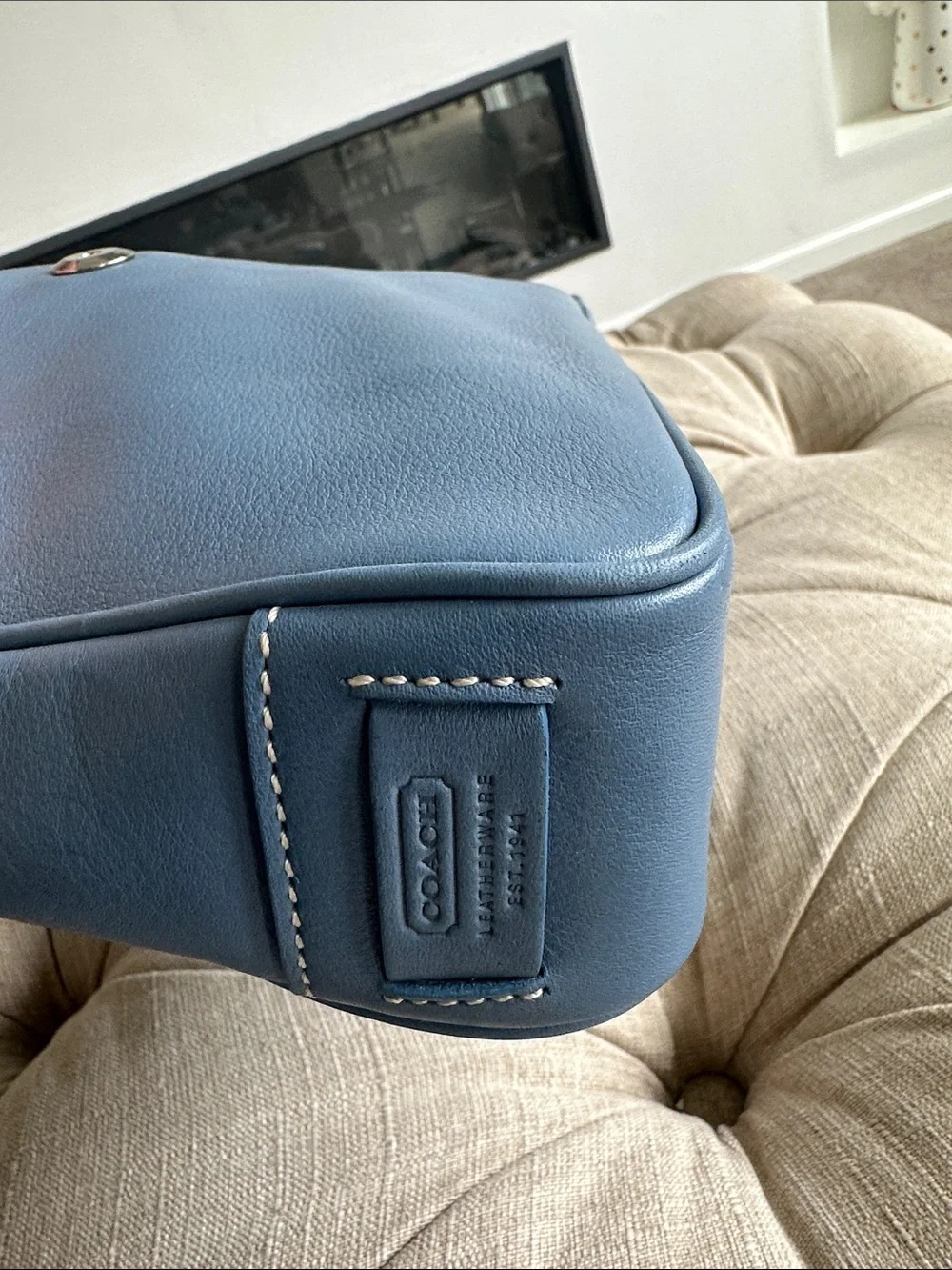 COACH Blue Leather Shoulder Bag with Silver Hardware